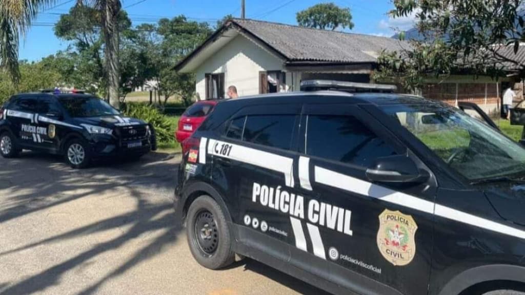 Homem é preso após estuprar menina de 12 anos em SC
