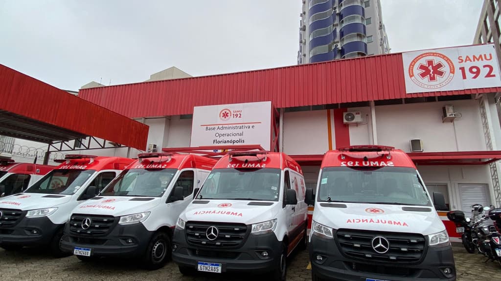 SAMU de Santa Catarina recebe seis novas ambulâncias