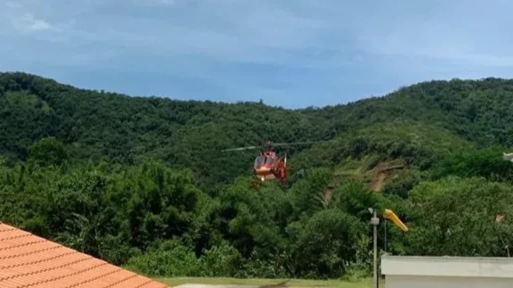 Motociclista fica gravemente ferido após colisão com caminhão, em Nova Trento