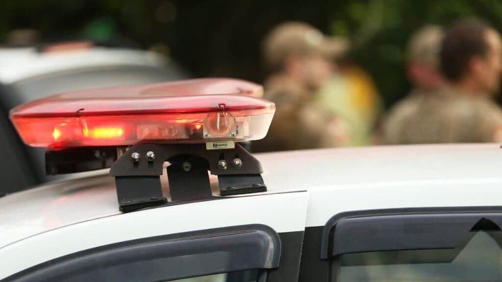 Homem tenta matar mulher indígena com pauladas na cabeça, no Vale do Itajaí