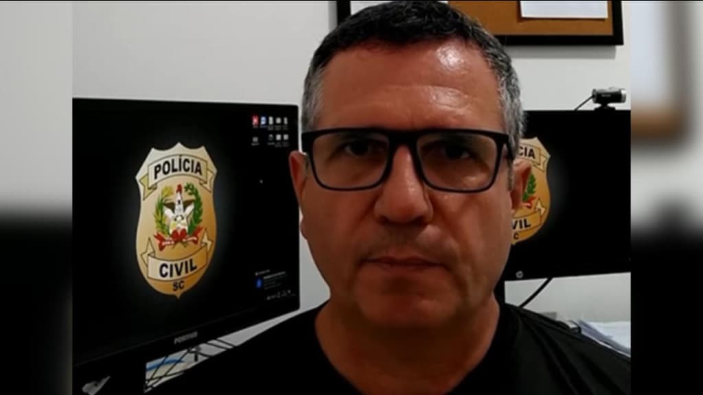 Criança de 10 anos é vítima de “sexo virtual” em SC  é delegado faz alerta para “surto” em crianças e adolescentes