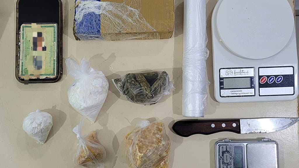 Mulher recebia R$ 700 semanais para armazenar drogas em Itapema, diz PM