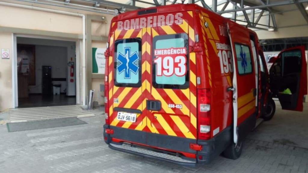Homem sobrevive ao cair de andaime de seis metros em Balneário Piçarras