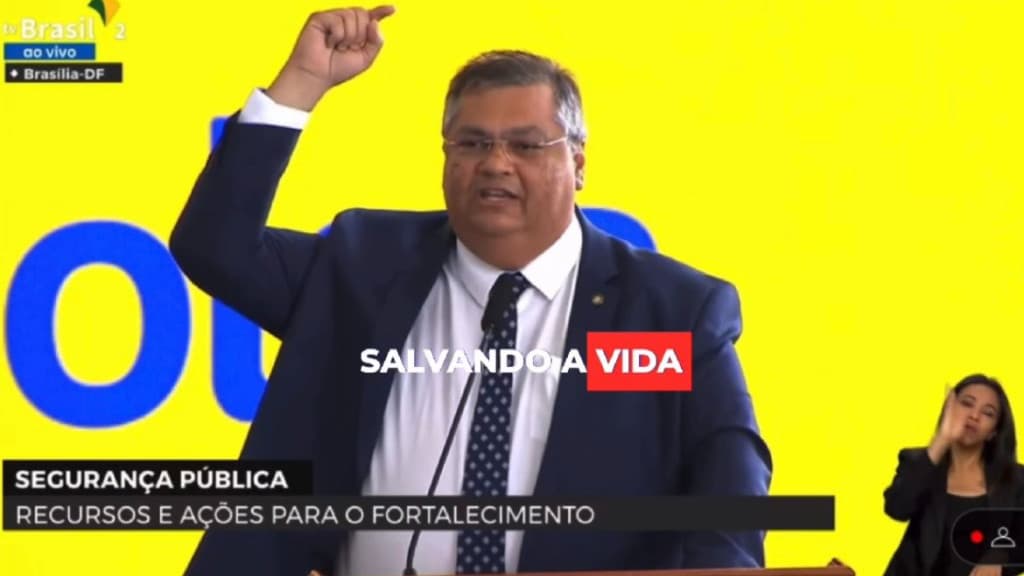 “Encerramos um capítulo trágico de trevas”, comemora Ministro de Lula com decreto desarmamentista