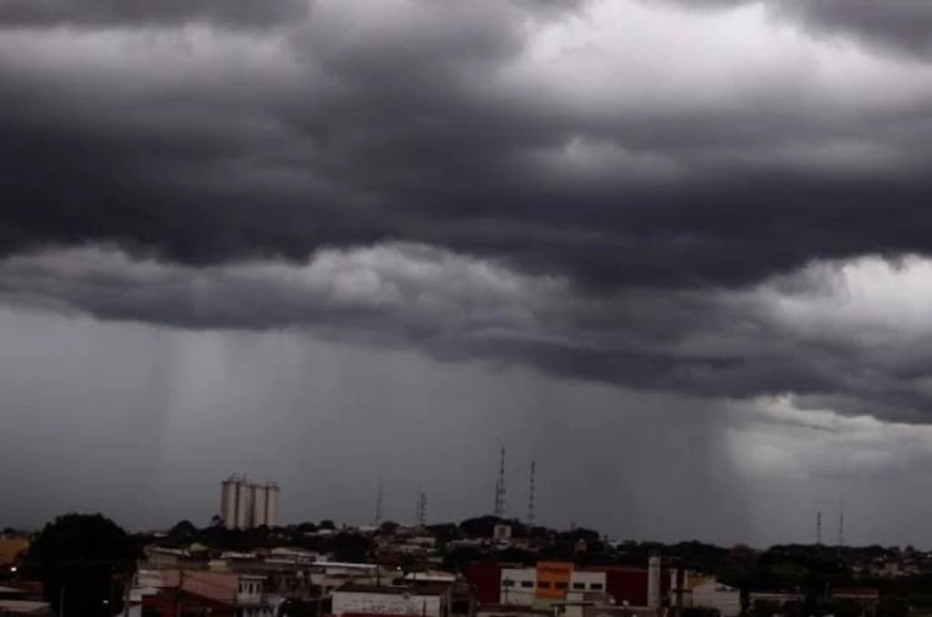 Santa Catarina em alerta para chuva intensa e volumosa nos próximos dias