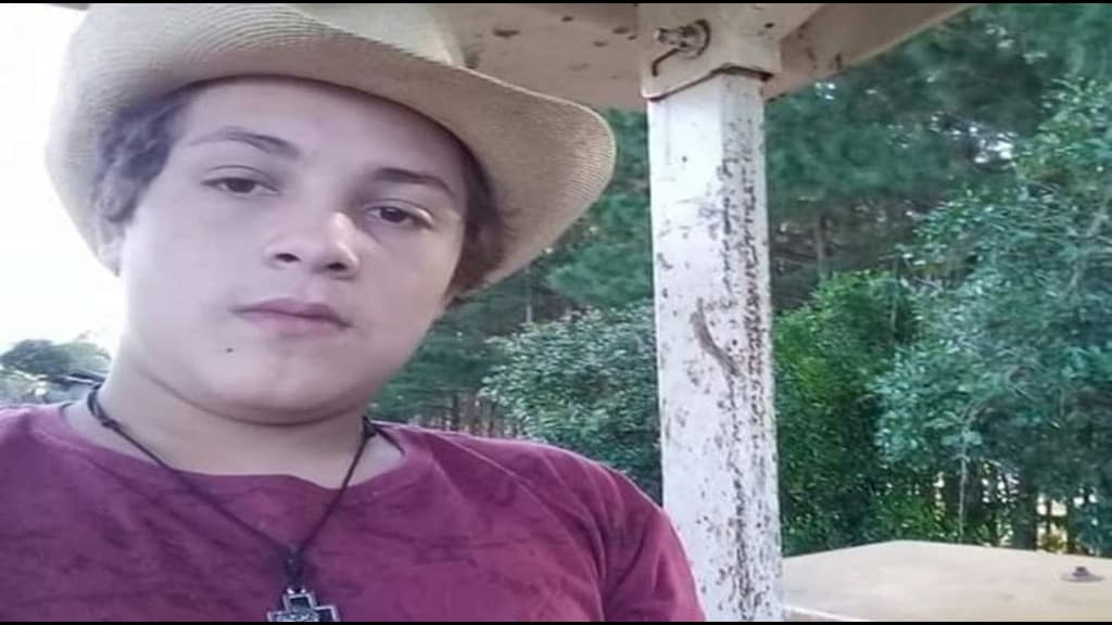 TRISTEZA: Jovem morre após ser atingido por raio em SC