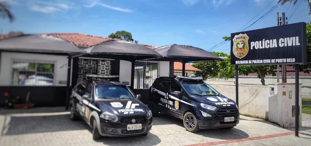 Namoro entre menino de 15 e menina de 13 termina em esfaqueamento, em Porto Belo