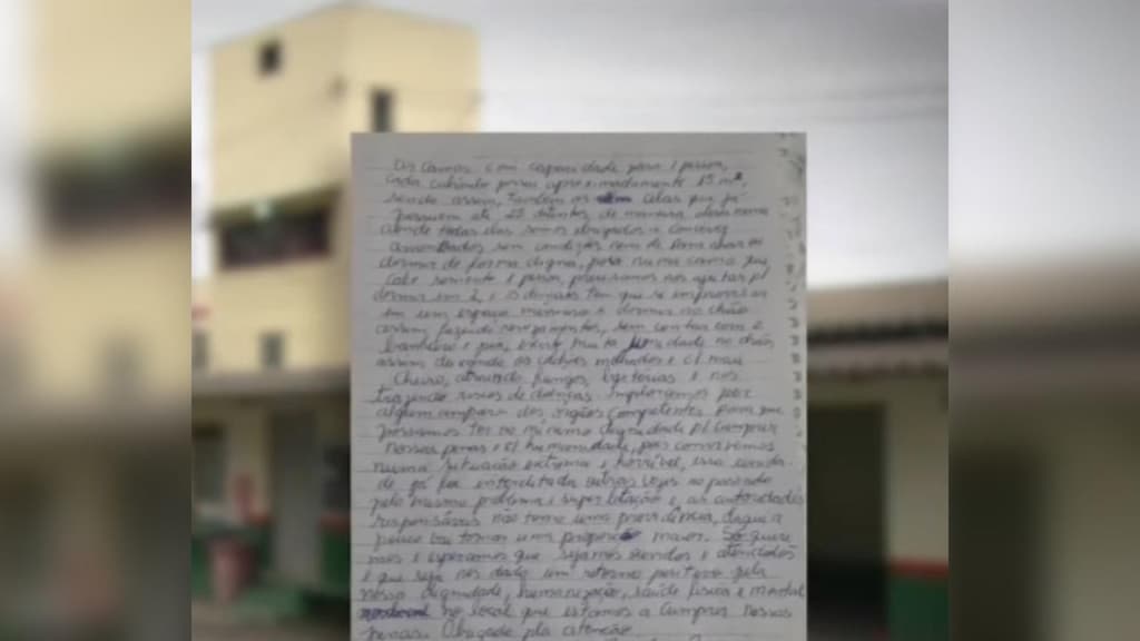 Presidiários reclamam de cadeia em SC: “tem que dividir colchão”