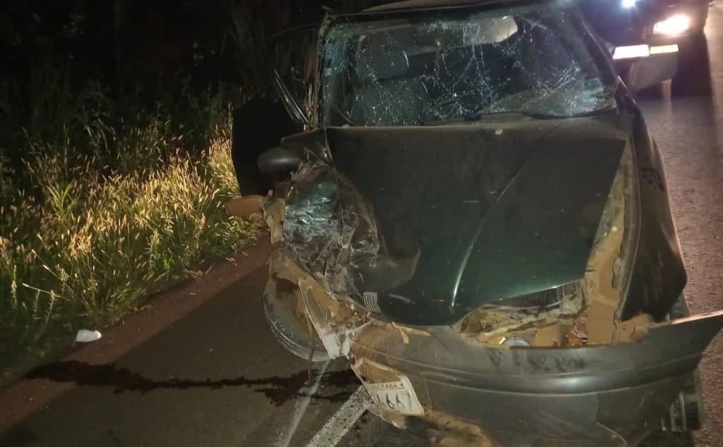 Grave acidente de trânsito deixa homem preso às ferragens na BR-282