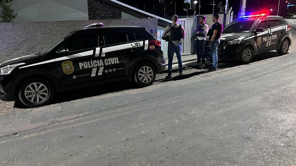 Homem é preso após vender barra de ouro falsa para argentinos