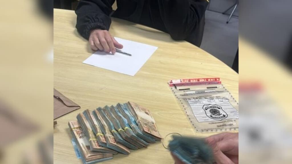 Passageiro com destino a SC é preso com R$ 1,5 milhão em aeroporto