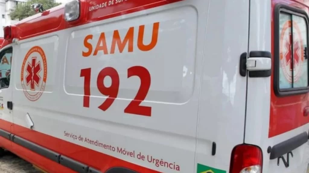 Morador de Bombinhas passa mal e morre após beber cachaça fumando maconha