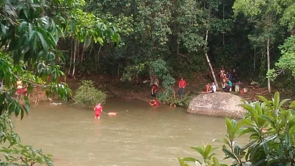 Tragédia em São João Batista: homem morre afogado ao cair em cascata