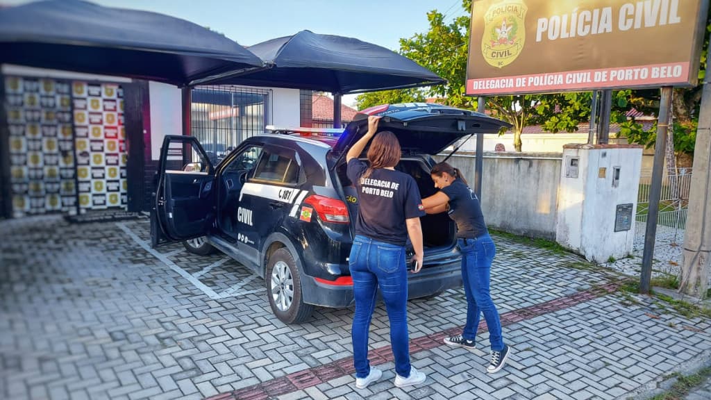 Avô era amante da esposa do filho e estuprava os netos, em Porto Belo
