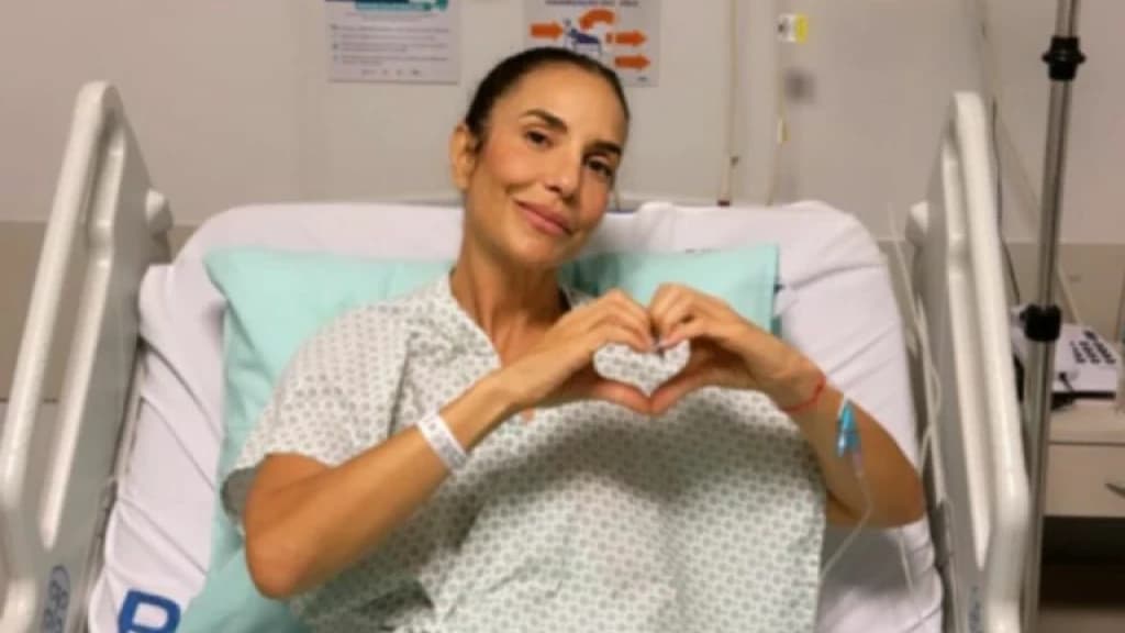 “Macetando a pneumonia”: Ivete Sangalo é internada em São Paulo
