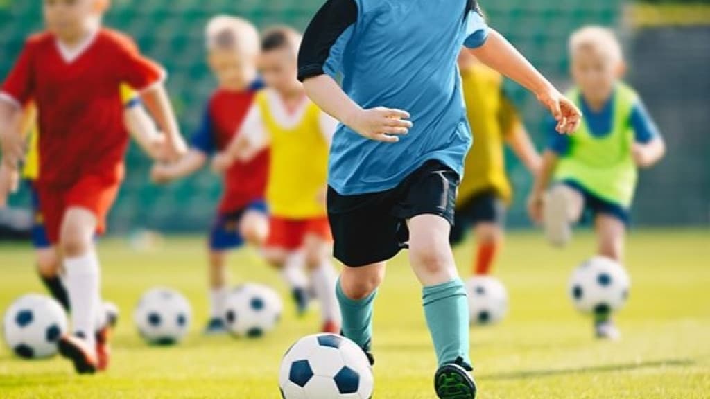 Tem início rematrículas para Escolinhas gratuitas de Esporte de Tijucas