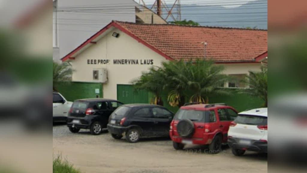 Em sala de aula, professor diz que alunos mereciam levar “tiro na cabeça” após “pergunta idiota”