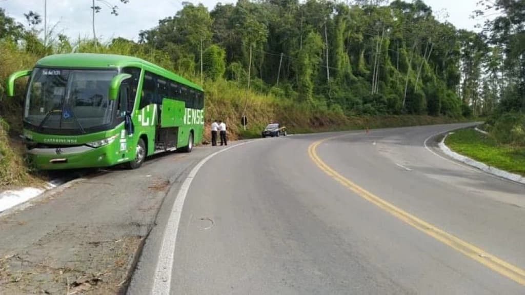 Motorista de ônibus impede acidente grave na Serra Catarinense