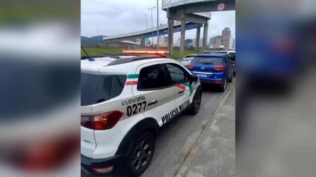 Ação social para ajudar moradores em situação de rua é realizada em Itapema