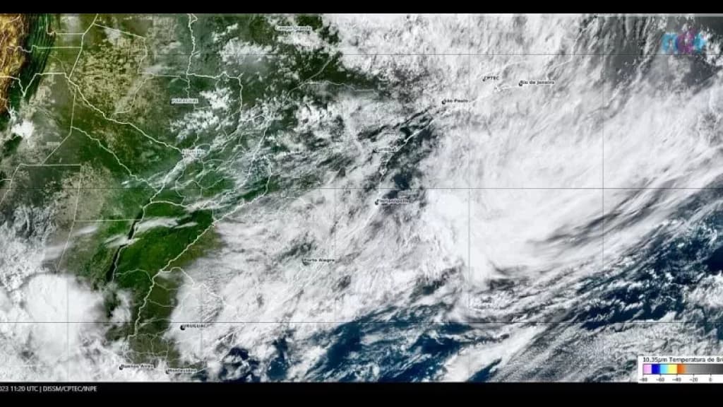 Entenda o que motivou chuva histórica na Grande Florianópolis e no Litoral Norte