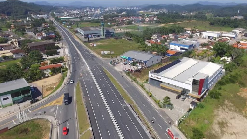 Governo anuncia investimento milionário na Rodovia Antônio Heil