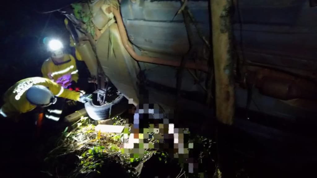 Homem morre ao ter cabeça esmagada pelo próprio carro na SC-157