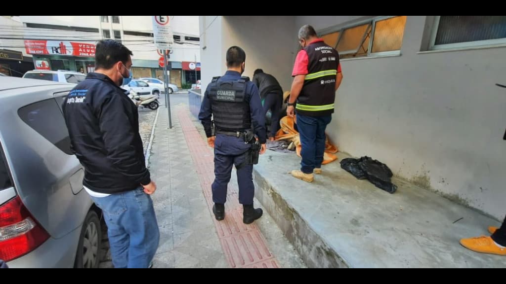 MPSC ingressa com ação para proibir condução forçada de pessoas em situação de rua para “Clínica Social” em BC