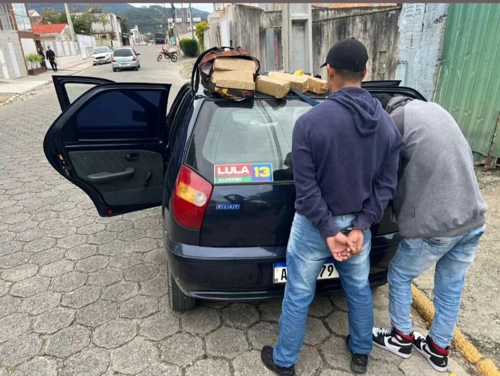 Traficantes são presos com mais de 32 kg de drogas em Camboriú
