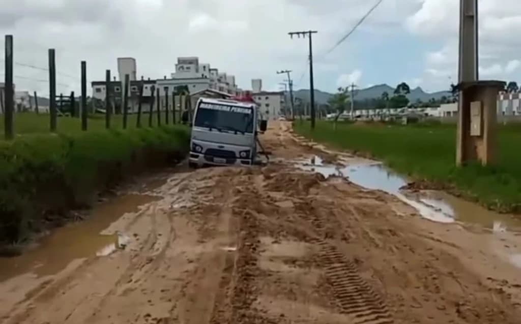Moradores de Tijucas denunciam descaso na Joaia