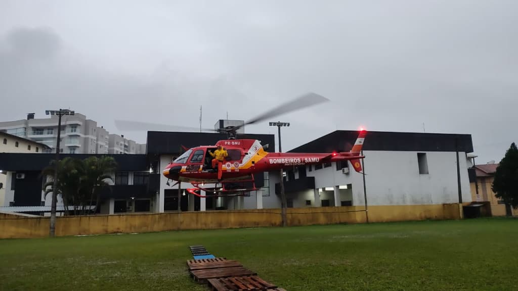 Corpo de Bombeiros desmobiliza equipes de emergência em Rio do Sul após melhora climática