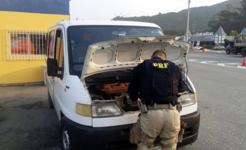 Veículo roubado em MT é recuperado em Itapema nesta quinta (8)