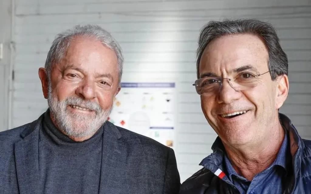 Ex-presidente Lula já está em Santa Catarina