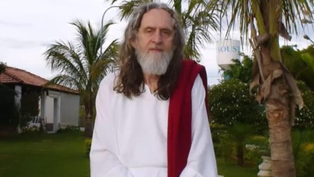 Catarinense que afirma ser Jesus reencarnado consegue mudança de nome legal