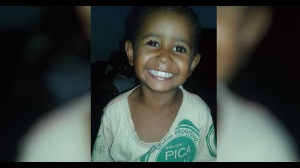 Menino de 6 anos morre após ser atingido por caixa d”água