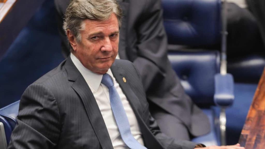 STF forma a maioria para condenar o ex-presidente Fernando Collor
