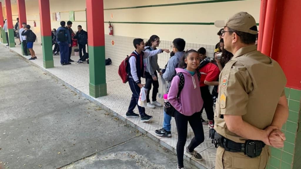 SC poderá ter câmeras de segurança em todas as salas de aula