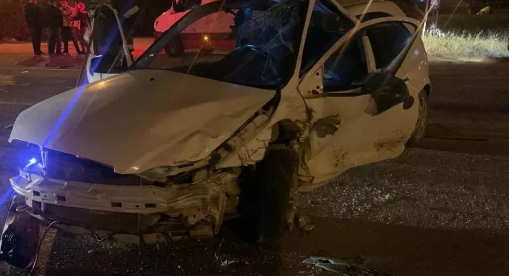 Grave acidente em Tijucas envolve carro de São João Batista