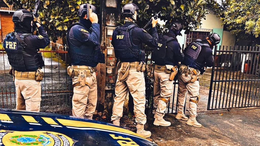 Quadrilha multimilionária é desmantelada durante operação conjunta em SC e PR