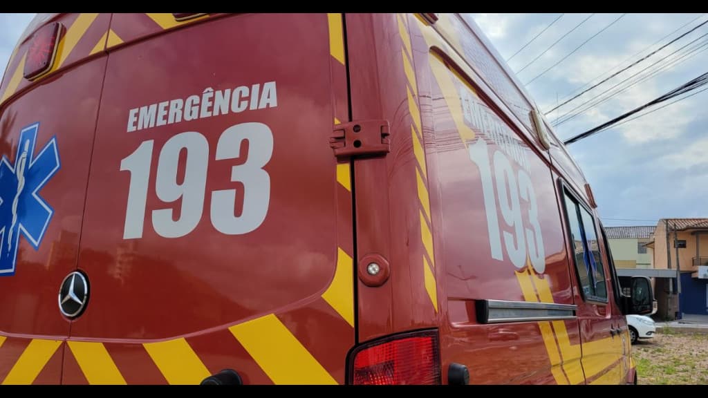 Bebê morre atropelado ao sair de casa sem que avó percebesse