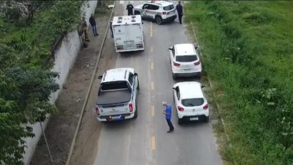 Braços humanos são encontrados decepados em rua de São Francisco do Sul