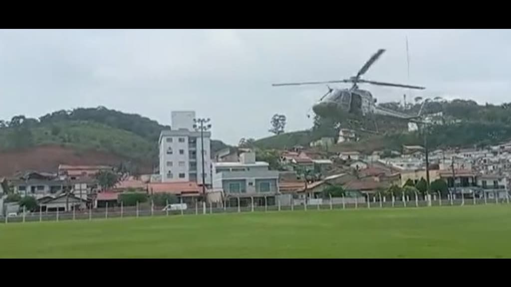 Defesa Civil sobrevoa áreas de risco em São João Batista