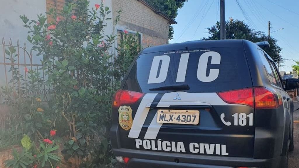 Homem é preso no PR após roubar e estrangular garota de programa em SC