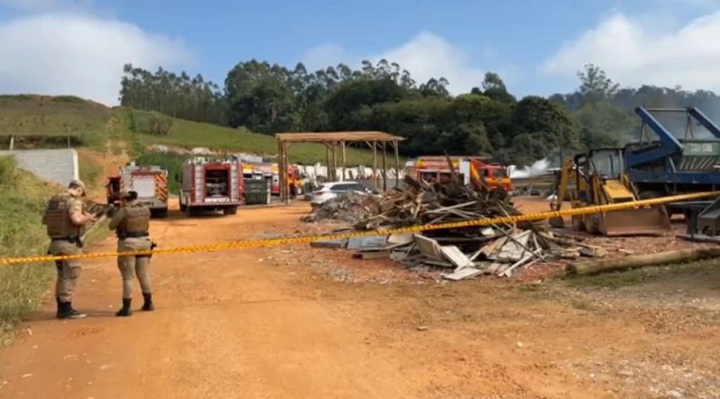 Homem é encontrado morto após incêndio em Santa Catarina