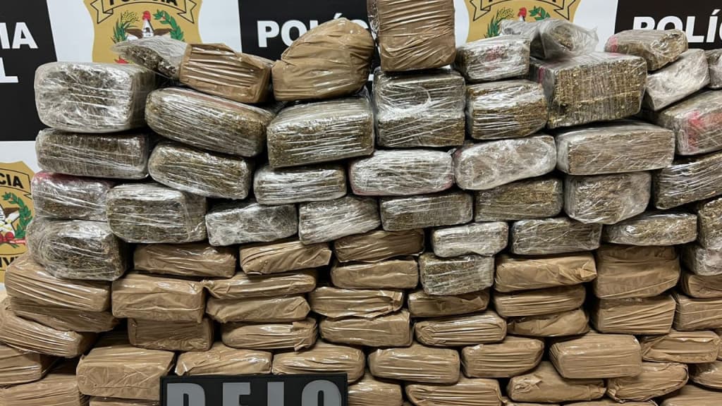 Advogados são presos por repasse de informações a organizações criminosas