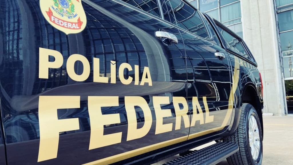 Imóveis em Itapema são bloqueados em operação contra corrupção em prefeitura