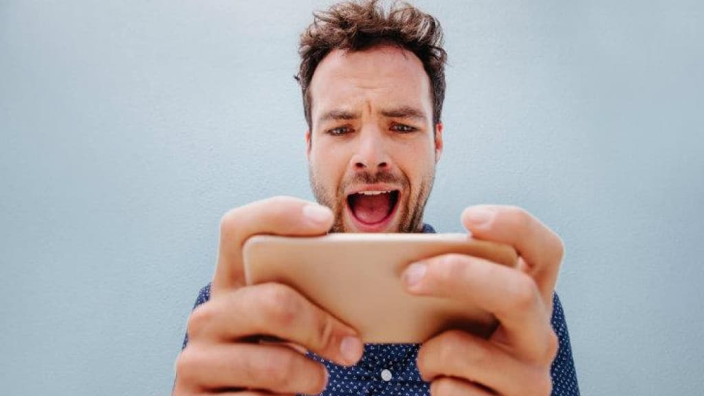 Homem que ofendeu ex-companheira nas redes sociais terá que pagar indenização