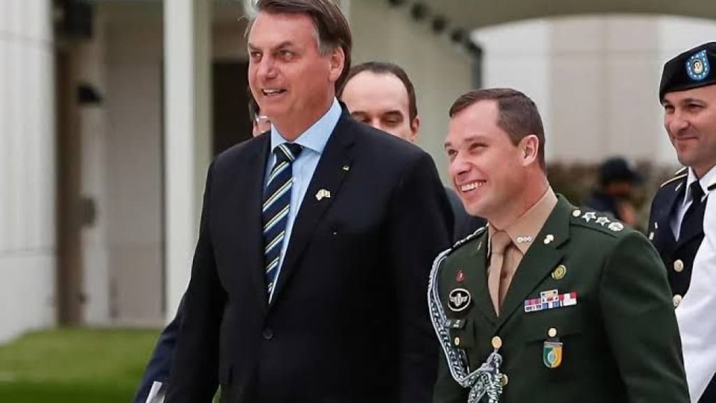 URGENTE: Mauro Cid, ex-ajudante de ordens de Bolsonaro, é preso pela PF