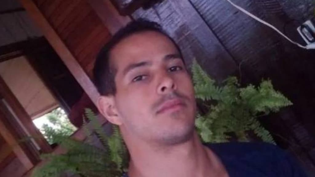 Corpo de homem desaparecido em praia de SC é encontrado no PR