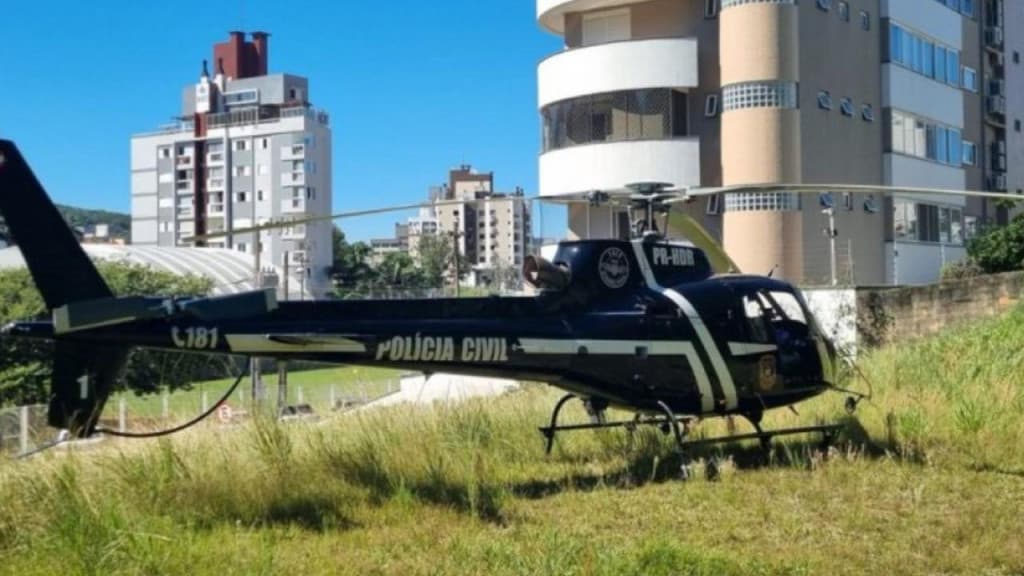 Trabalhador fica gravemente ferido após cair do sétimo andar de prédio