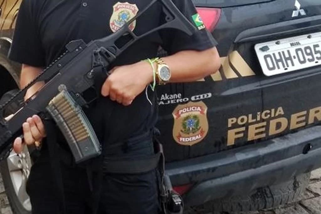 Homem compra cédulas falsas e acaba preso pela Polícia Federal em SC